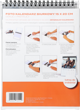 Tył opakowania kalendarza biurkowego Peel & Stick 15x20 cm z instrukcją zdjęciową.