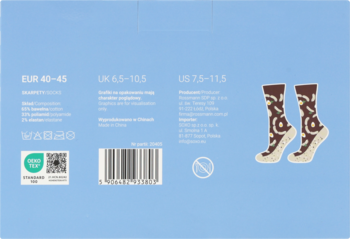 Tył jasnoniebieskiego opakowania skarpetek z brązowo-beżowym wzorem, informacją o rozmiarach i kodem kreskowym.