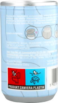 Tył jasnoniebieskiego cylindrycznego opakowania chusteczek nawilżanych. Widoczne składniki i ostrzeżenie: Produkt zawiera plastik.