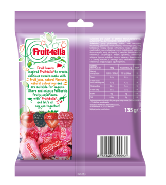 Tył fioletowej torebki Fruittella 135g z grafiką owoców (wiśnia, truskawka), logiem i tabelą wartości odżywczych.