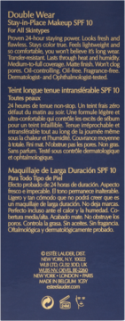 Tył opakowania podkładu Estee Lauder Double Wear Stay-in-Place Makeup SPF 10, niebieskie, z opisem 24h.