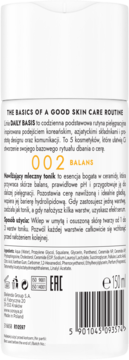 Tył białej butelki nawilżającego toniku z ceramidami DAILY BASES 002 BALANS, z opisem PL/EN i kodem kreskowym.