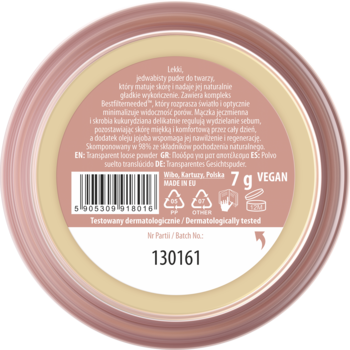 Tył okrągłego opakowania matującego pudru do twarzy, beżowo-różowe tło, z widoczną etykietą i wagą 7g.