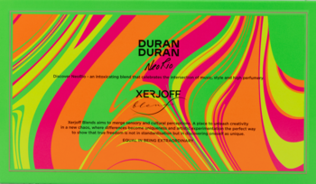 Tył opakowania zapachu NeoRio Fluo Green Duran Duran Xerjoff. Wibrujący wzór zielono-pomarańczowo-różowych wirów.
