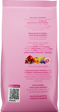Różowe opakowanie proszku Cleangang Oh My Wash! Pink Sensation, tył z tekstem, QR kodem, kwiatami i owocami.