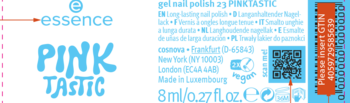 Etykieta żelowego lakieru Essence Pinktastic: niebieski tekst na czarnym tle, kod QR, symbol wegański i 8ml.