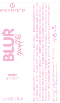 Czarna etykieta matowej pomadki Essence Blur Soufflé Lip Cream 3,6ml, różowe logo, widok z boku.