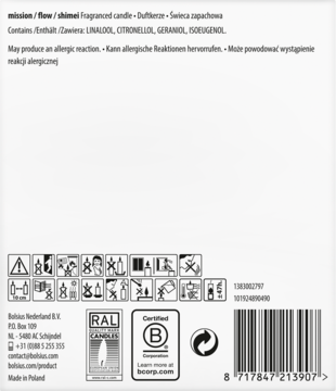 Tył białego opakowania świecy Shimei z ostrzeżeniami o alergenach, symbolami bezpieczeństwa i logo certyfikatów.