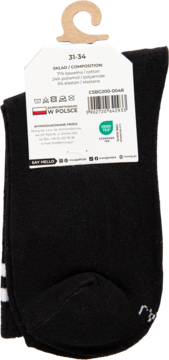 Czarne dziecięce skarpetki z widoczną metką z informacjami o składzie: bawełna, poliamid, elastan. Rozmiar 31-34.