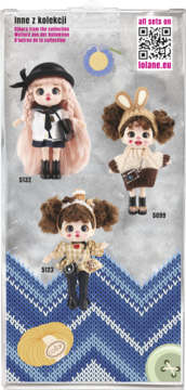 Opakowanie z trzema lalkami kolekcjonerskimi: w czarnym kapeluszu, uszach królika i kratę. Wzór dzianiny.