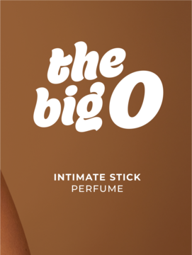 The Big O Perfumy Intymne w sztyfcie. Biały, stylizowany napis na brązowym tle. Widok centralny.