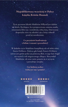 Tył okładki książki Kristin Hannah z polskim tekstem fabuły, kodem kreskowym i gwiazdkami ocen na tle gwieździstego nieba.