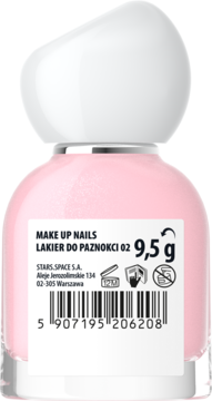 Tył jasnoróżowego lakieru Make Up Nails 02, buteleczka z białą zakrętką i etykietą z kodem kreskowym.