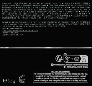Tył czarnego opakowania kompaktowego pudru Giorgio Armani z listą składników i informacjami o recyklingu.