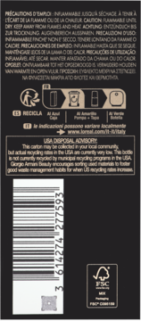 Tył czarnego opakowania kosmetyku Giorgio Armani z etykietami recyklingowymi i ostrzeżeniem o łatwopalności.