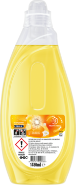 Tył butelki żółtego żelu Coccolino Wonder Wash Fruity Fiesta 1480ml, z etykietą 15-minutowego prania.