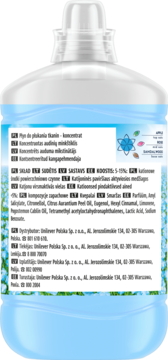 Tył niebieskiego płynu Coccolino Blue Splash z etykietą: skład, dystrybucja, oraz nuty jabłka, róży, drzewa sandałowego.