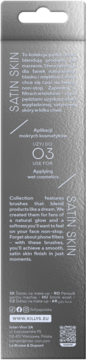 Tył szarego opakowania pędzla SATIN SKIN O3, z opisem do mokrych kosmetyków i danymi producenta.