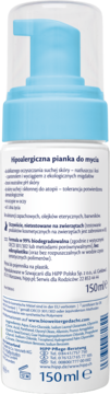 Tył białej butelki HiPP Hipoalergiczna pianka do mycia dla dzieci z niebieską pompką, widoczne informacje na etykiecie.