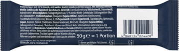 Tył ciemnego opakowania batona 50g z niemieckim tekstem o składzie i dużym kodem kreskowym.