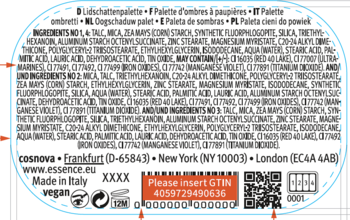 Tył opakowania cieni do powiek z listą składników, kodem GTIN 4059729490636 i symbolem vegan. Wyprodukowano we Włoszech.