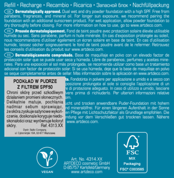 Tył niebieskiego wkładu Artdeco Sun Protection Powder Foundation SPF 50 z tekstem, logo VEGAN i FSC.
