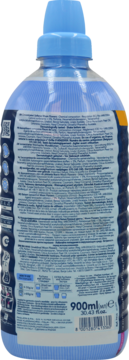 Felce Azzurra Moon Flowers płyn do płukania, tył niebieskiej butelki 900ml z etykietą i instrukcjami.