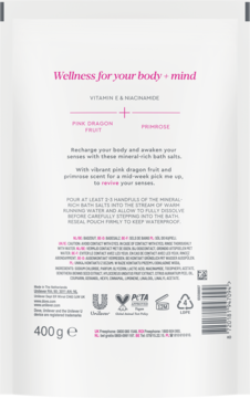 Tył białej torebki soli do kąpieli Dove Body+Mind Pink Dragon Fruit & Primrose, 400g, z listą składników i użyciem.