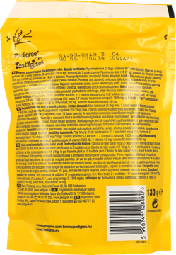 Tył żółtego opakowania Pedigree Tasty Bites Chewy Cubes z kurczakiem, widoczne informacje o produkcie i barcode.