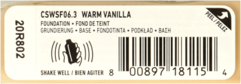 Zbliżenie na etykietę podkładu NYX CAN'T STOP WON'T STOP w odcieniu Warm Vanilla z matowym wykończeniem.