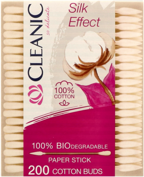 Cleanic 200 bawełnianych patyczków do uszu w biało-różowym opakowaniu z logo i napisem Silk Effect.