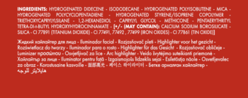 Czerwona etykieta rozświetlacza w płynie, zbliżenie na listę składników i opisy produktu w wielu językach.