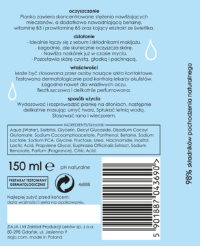 Tył jasnoniebieskiej pianki oczyszczającej z mleczanami i witaminami, widoczna lista składników i kod kreskowy.