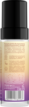 Tył białej butelki pianki do mycia twarzy Onlybio z kombuchą, granatem i aloesem, z gradientową etykietą i informacjami.