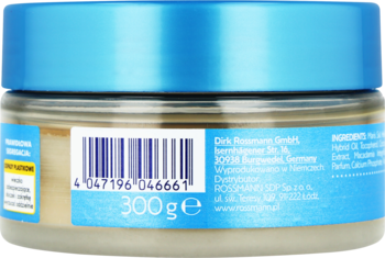 Tył szklanego słoika Isana peeling solno-olejowy Morze Martwe 300g, z niebieską etykietą i kodem kreskowym.