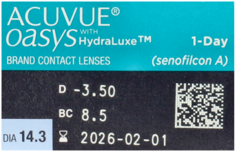 Pudełko soczewek ACUVUE Oasys 1-Day z HydraLuxe, zbliżenie na etykietę z parametrami: D -3.50, BC 8.5, DIA 14.3.