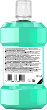 Tył zielonej butelki Listerine Clean & Fresh, płynu do płukania ust bez alkoholu, z etykietą i kodem kreskowym.