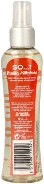 Tył przezroczystej butelki mgiełki do ciała SO...? Vanilla Milkshake z pomarańczową etykietą, widoczny kod kreskowy i napisy.