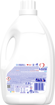 Tył białej butelki Lovela Baby hipoalergicznego mleczka do prania 2.9L, widoczna etykieta z instrukcjami i logo.
