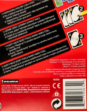 Tył opakowania gry karcianej UNO, czerwony, z zasadami w wielu językach, grafikami kart i kodem kreskowym.