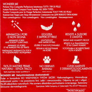 Tył czerwonego opakowania pudru Wonder Me: tekst o matowaniu, naturalnym składzie, bez talku.
