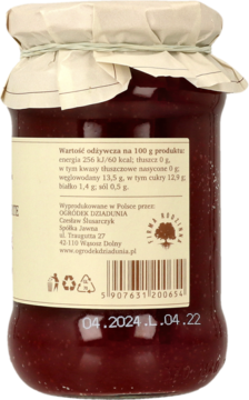 Tył słoika tartych buraczków, widoczna beżowa etykieta z wartościami odżywczymi i danymi producenta.