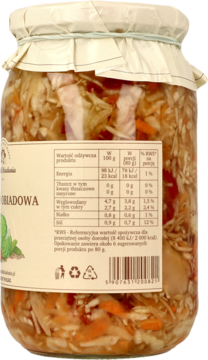 Słoik sałatki obiadowej Ogródek Dziadunia, widok na etykietę z tabelą wartości odżywczych.