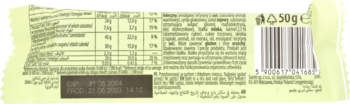 Tył opakowania batonika GO ON Protein Crisp, z widoczną tabelą wartości odżywczych, składem i datą ważności.