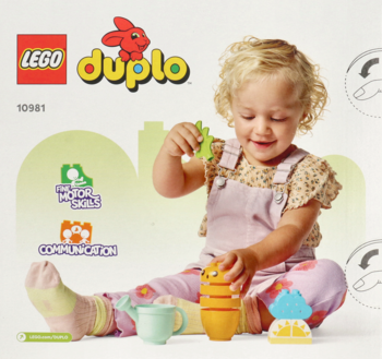 LEGO DUPLO Rosnąca Marchewka 10981. Dziecko układa marchewkę, ucząc się uprawy. W zestawie konewka.