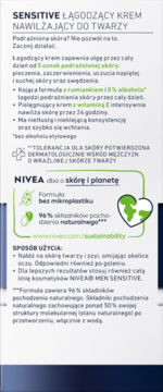 Etykieta kremu NIVEA SENSITIVE, biało-niebieska, z tekstem o 0% alkoholu, rumianku i 96% naturalnych składnikach.