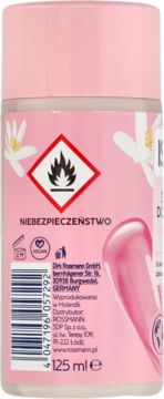 Tył różowego opakowania zmywacza do paznokci ISANA, z symbolem zagrożenia łatwopalności i kodem kreskowym.