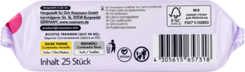 Tył fioletowo-białego opakowania chusteczek oczyszczających do demakijażu z kodem kreskowym i napisami.