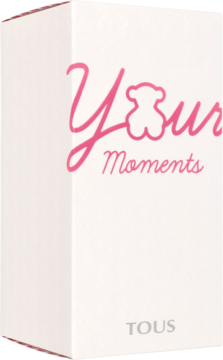 Białe pudełko perfum Tous Your Moments, z różowym napisem i logo misia, widok z przodu pod kątem.