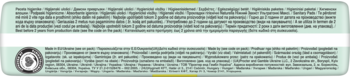 Tekst o podpaskach Naturella Ultra na zielonym tle z ikoną odtwarzania. Opisuje lepszą ochronę i pielęgnację skóry.